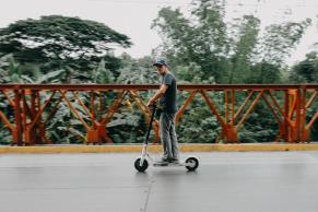 Equiparati monopattini elettrici e biciclette